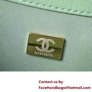 Chanel Lambskin  &  Gold-Tone Metal large Messenger Bag AS4610 mint green 2024